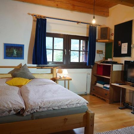 Wohnstudio In Umgebauter Scheune Altlassing Экстерьер фото
